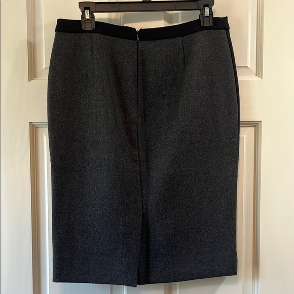 J. Crew No. 2 Pencil Gray Black Knee-Length Wool Skirt - Size 4 - Picture 6 of 13